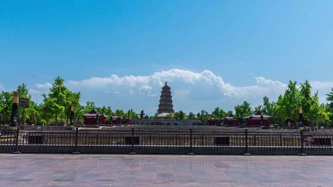 西安大雁塔北广场大范围延时