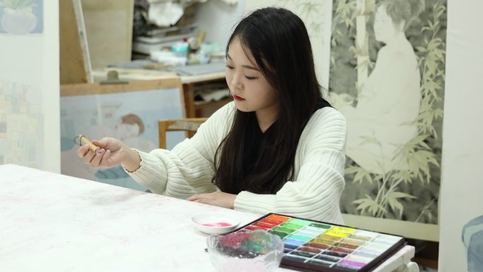 女子国画工笔画画画