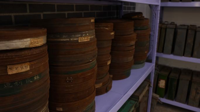 怀旧老物件陈列复古收藏品展示