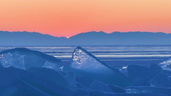 贝加尔湖艺术的冰柱奇观【4k】
