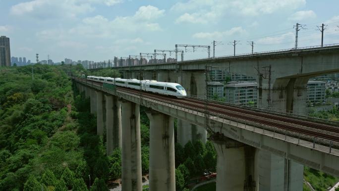 【4K】高铁和绿皮火车