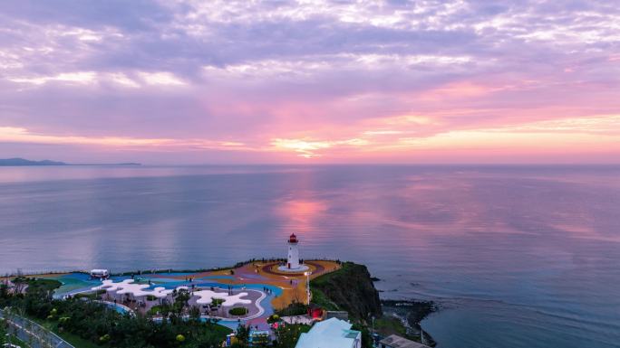 航拍大连泊霞湾灯塔日落延时