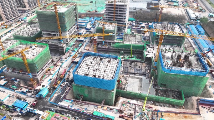 建筑工地混凝土浇筑施工