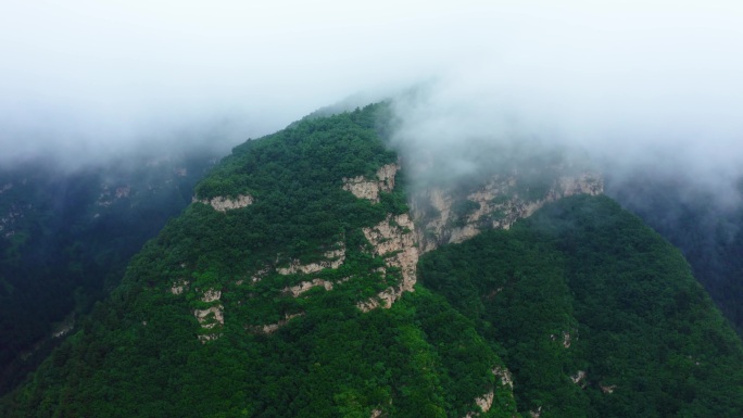 太行山航拍山峰山峦大山云雾云海雾气