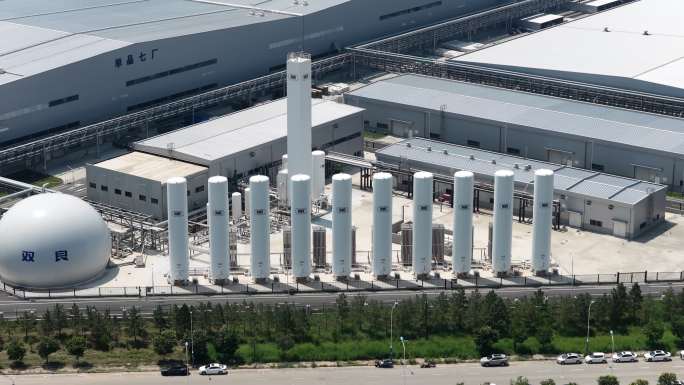 单晶硅棒 单晶硅片 光伏发电