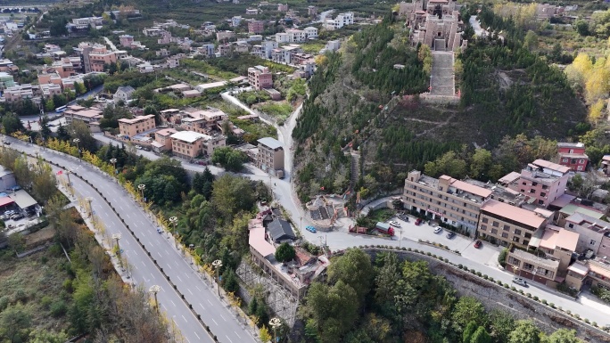 航拍茂县凤仪镇乡村县城公路羌族民居碉楼