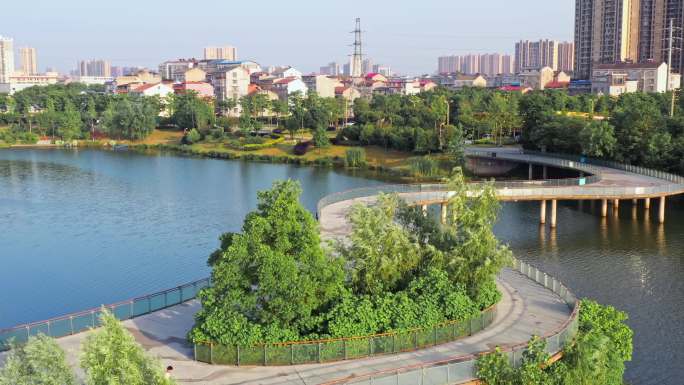 岳阳东风湖城市湖景公园风光
