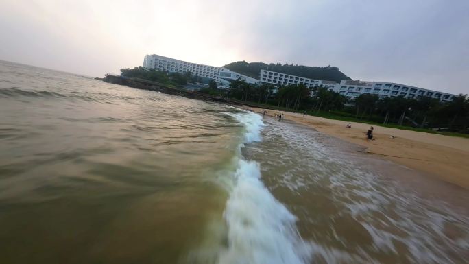 东澳岛沙滩穿越机素材