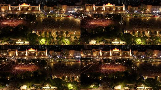 25年八一建军节南昌八一广场人群夜景