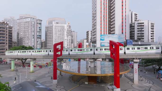 杨家坪步行街轻轨4k00000245