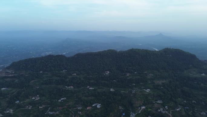 航拍大山