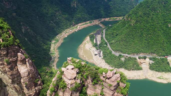 新乡 宝泉 峡谷 河流 山峦