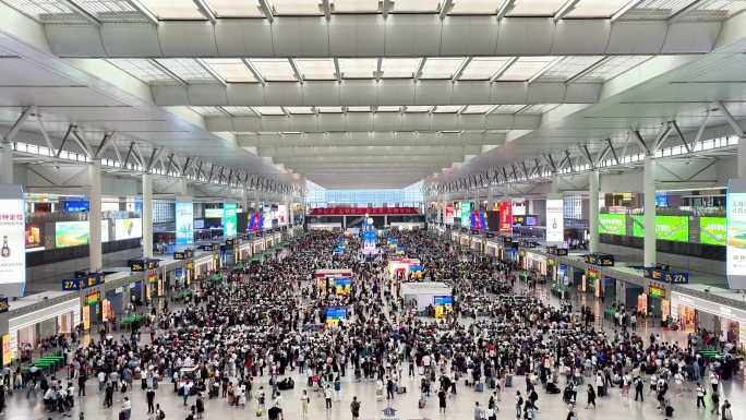 上海虹桥站客流高峰 候车室人流延迟摄影
