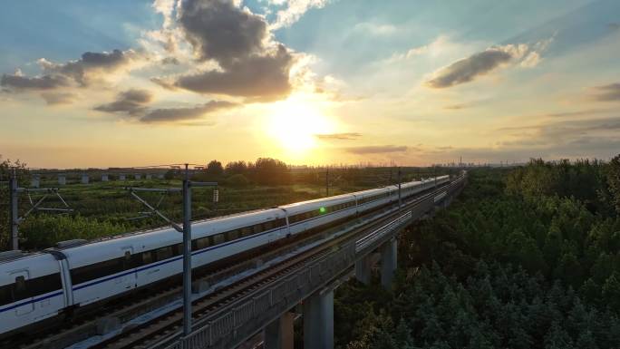 高铁，绿色生态高铁线路