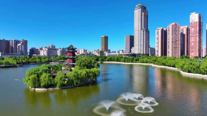 城市湖畔公园风光 迎泽公园