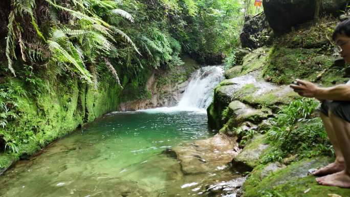 贺州白水带山间清泉瀑布美景