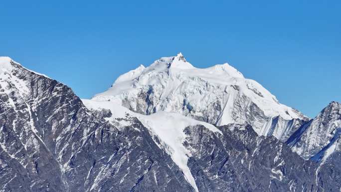 壮丽山峰风光 那玛峰贡嘎雪山日出日落