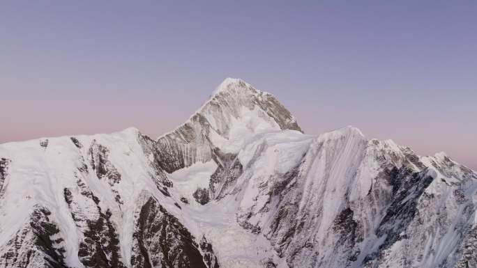 壮丽山峰风光 那玛峰贡嘎雪山日出日落