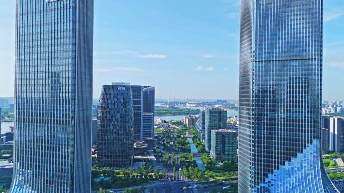 4k实时航拍上海徐汇西岸金融区