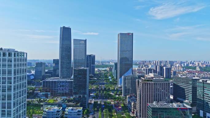 4k实时航拍上海徐汇西岸金融区