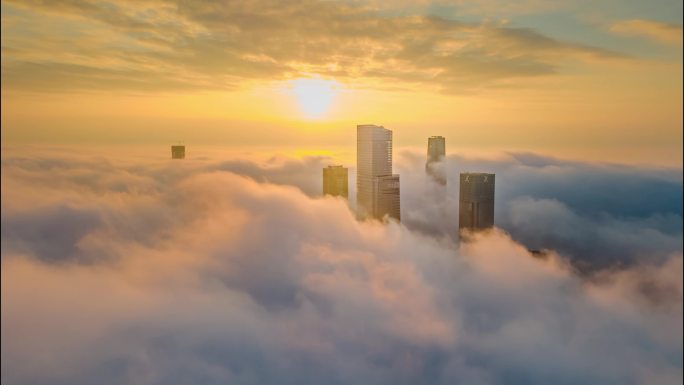 云海之上的现代都市