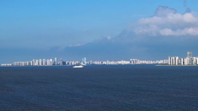 海南海口市城市海岸线景观