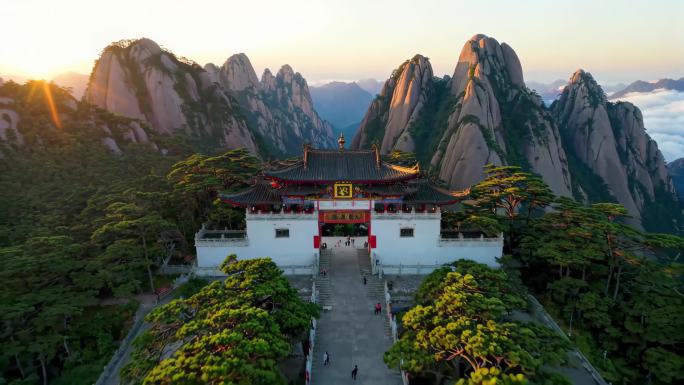 黄山古建筑自然风光航拍 云雾缭绕的黄山日