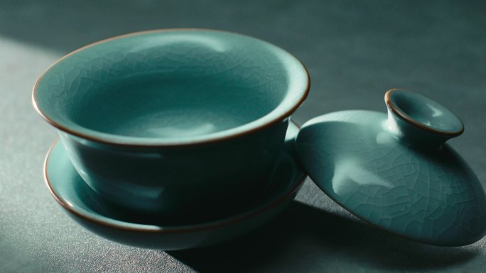 青瓷茶具特写