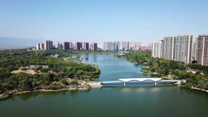 城市湖景公园风光