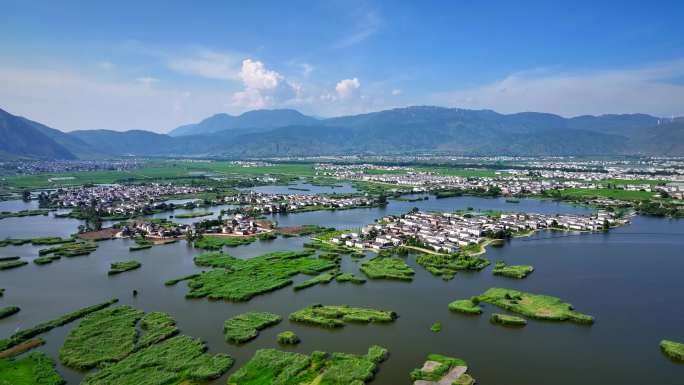 4K航拍大理洱源西湖 白族湖畔村落民居
