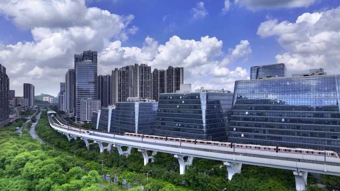 深圳地铁 城市地铁 行驶中地铁 绿色出行