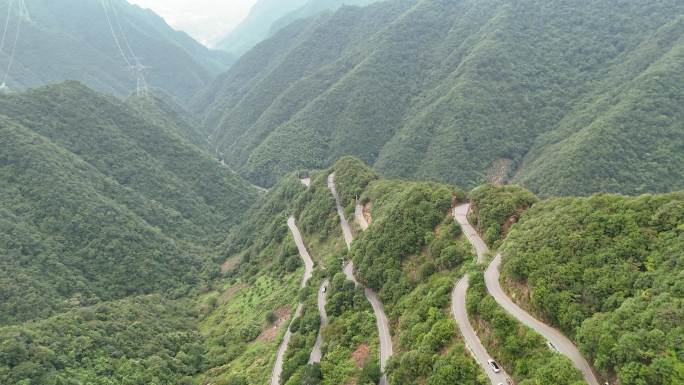 皖南川藏线层叠的山路航拍