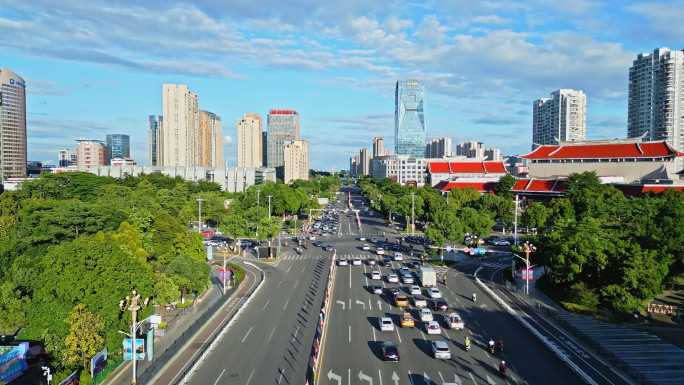 城市地标建筑与交通