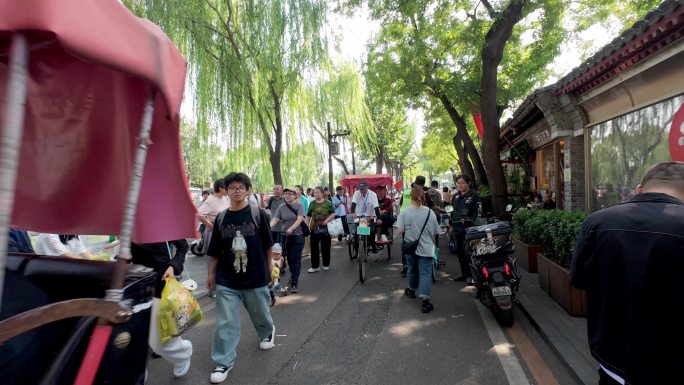 人山人海 北京 什刹海 黄包车 人力车