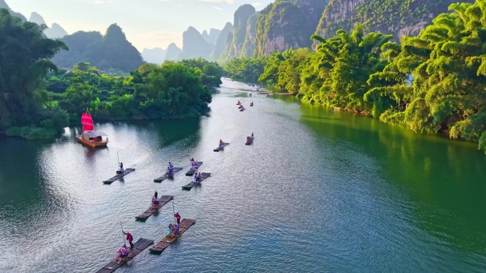 广西桂林阳朔遇龙河相公山山水自然风景航拍