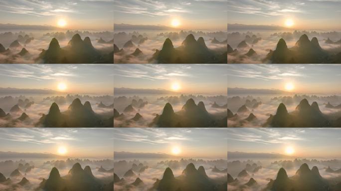 航拍桂林漓江上空的日出云海