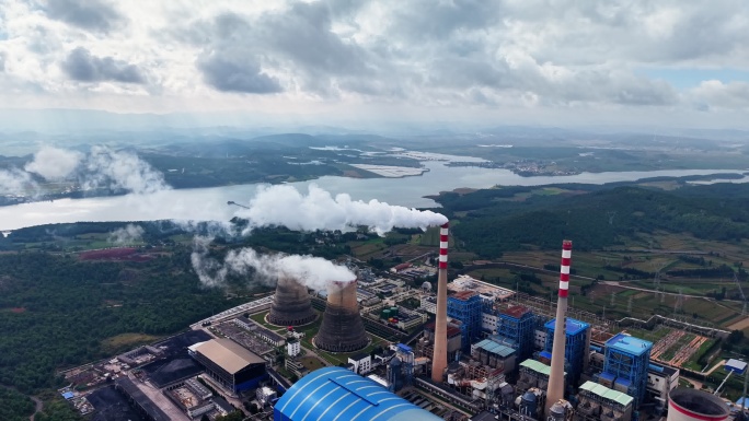 电厂航拍全景