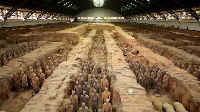 兵马俑与古城夜景