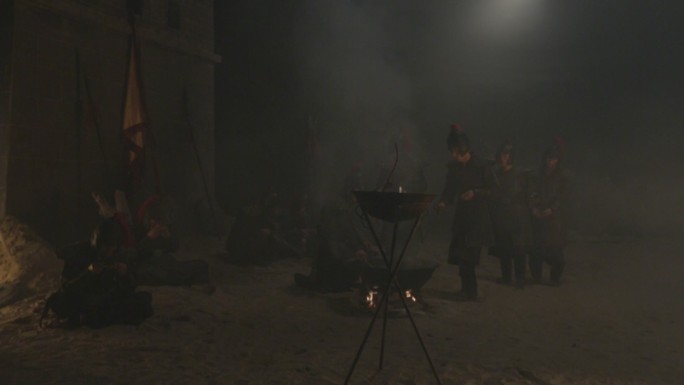 古代夜晚士兵休息