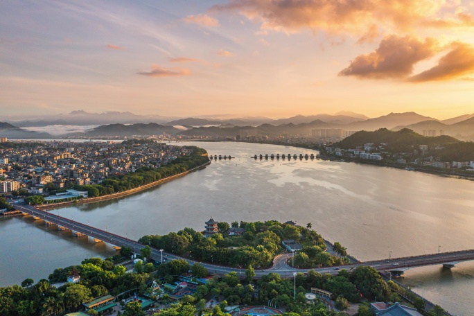 潮州日出仙洲岛航拍大气广济桥朝霞云海延时