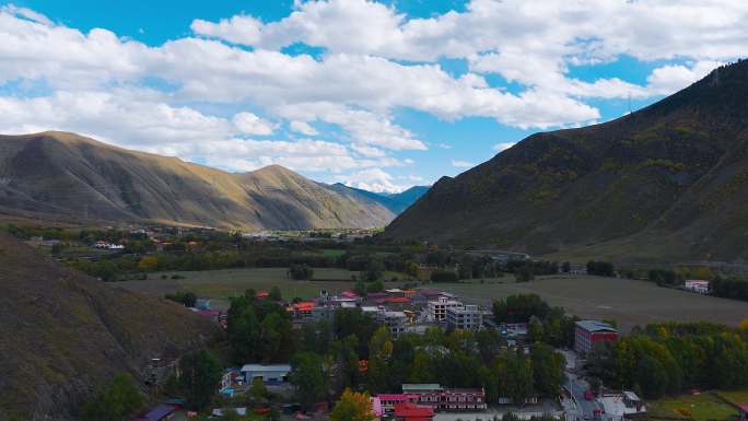 高原小镇航拍风光