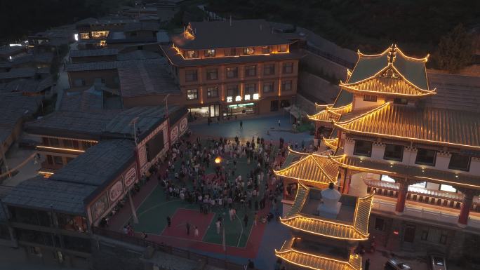 扎尕那的篝火晚会