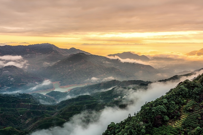 潮州凤凰山日出云雾缭绕震撼云海延时8K