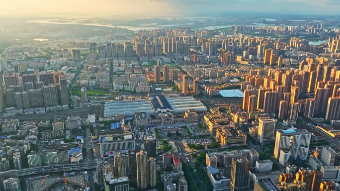 武汉全景航拍汉口火车站超级好天气蓝天白云