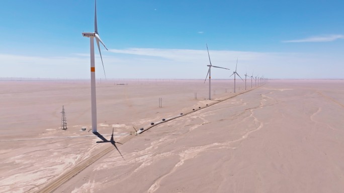 格尔木沙漠戈壁风电站全景航拍