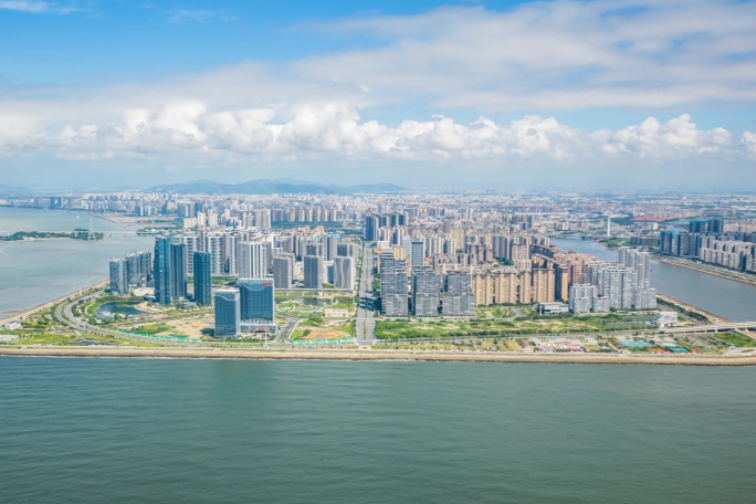汕头航拍东海岸华侨试验区城市建筑群延时