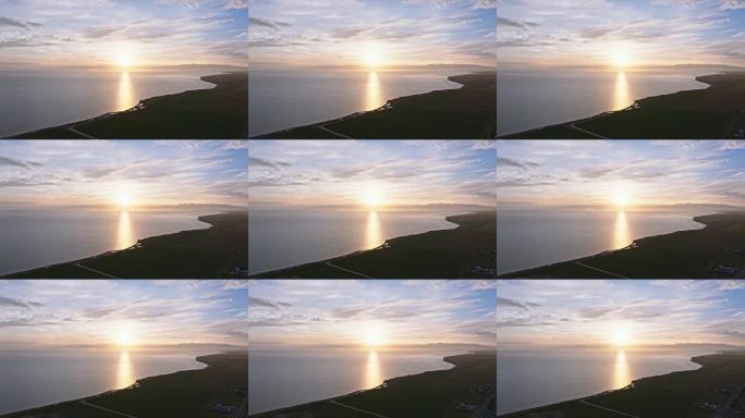 青海湖全景航拍日出日落带密度