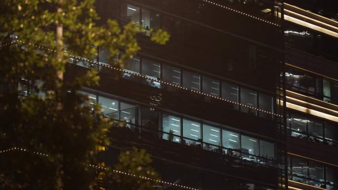 办公楼夜景加班熬夜通宵工作疲惫工作创业