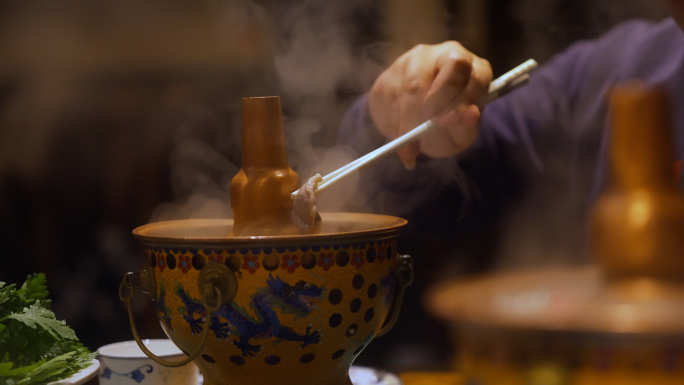 热气腾腾老北京火锅 南门涮肉