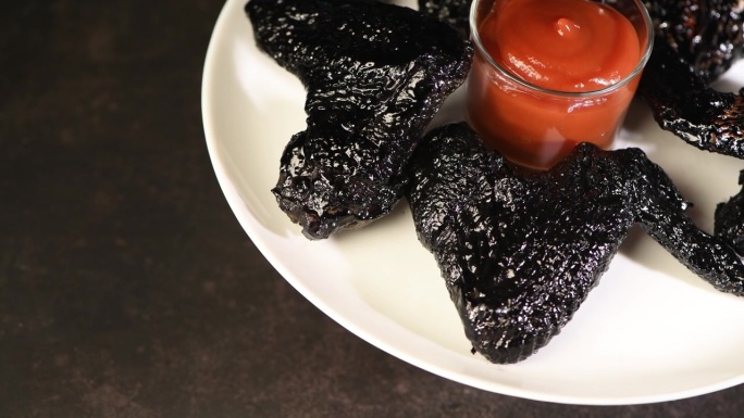 鸡肉吸血鬼翅膀